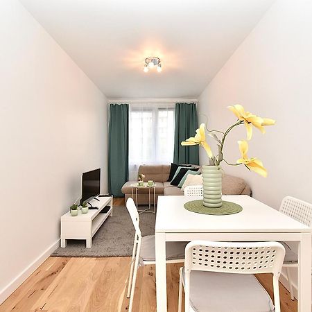 Rental Apartment Obrzezna Varšava Exteriér fotografie